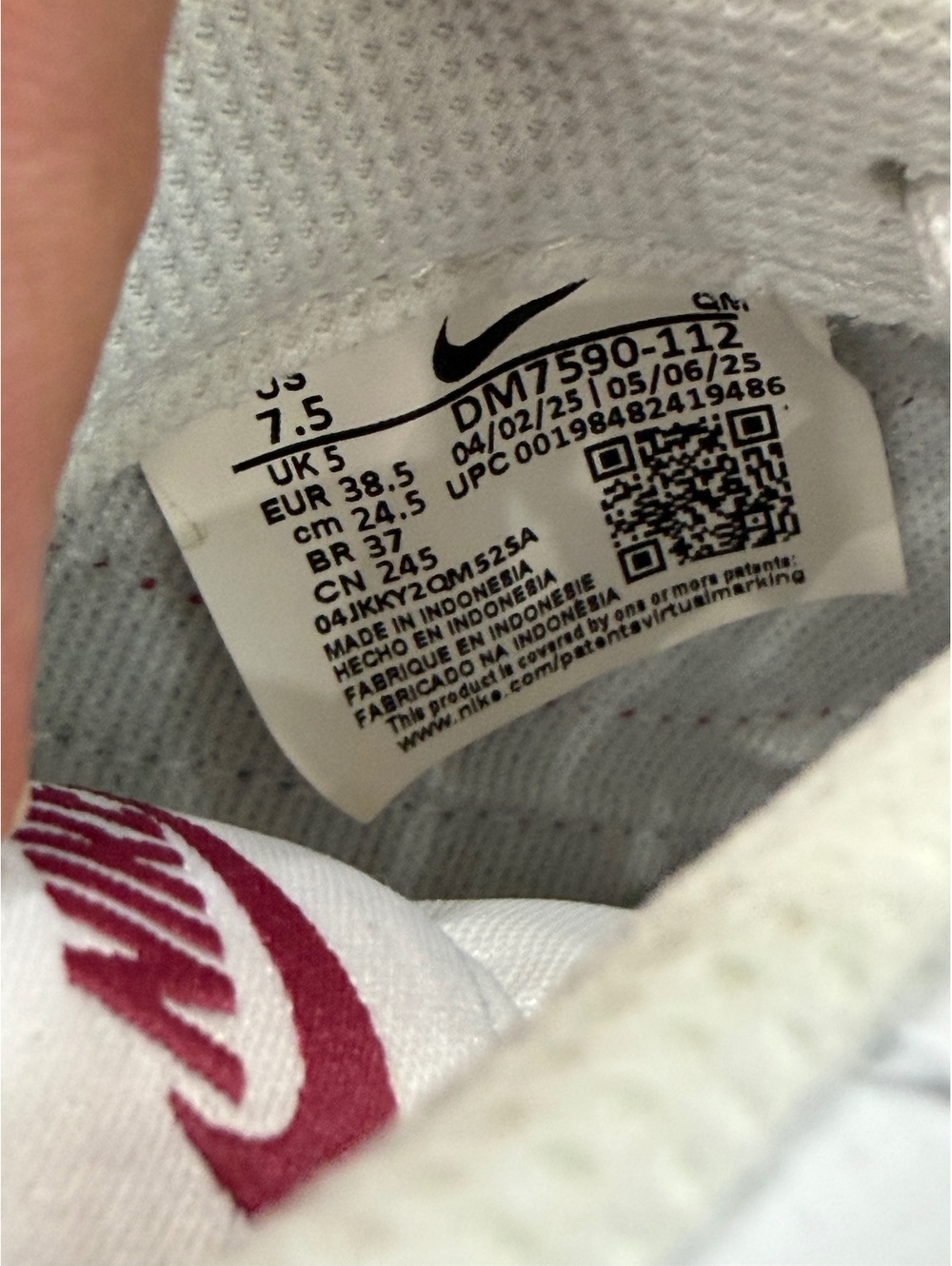 Size 7.5 - Nike Women’s Court Legacy Lift “White Team Gold” - Picture 6 of 6